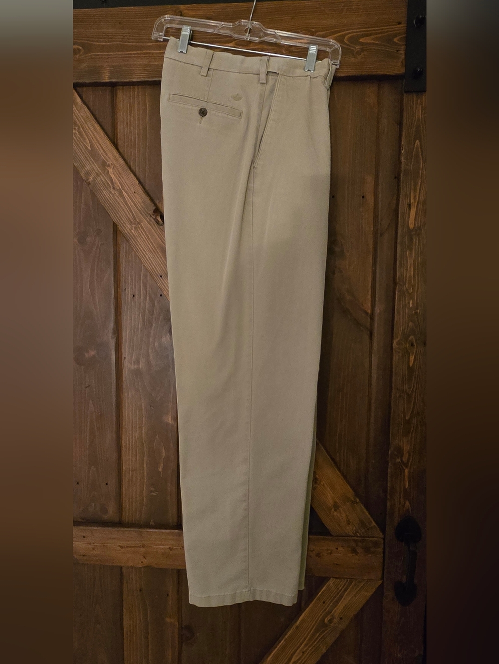 Dockers Relaxed Fit Tan Flat-Front Khaki Chinos 34x32